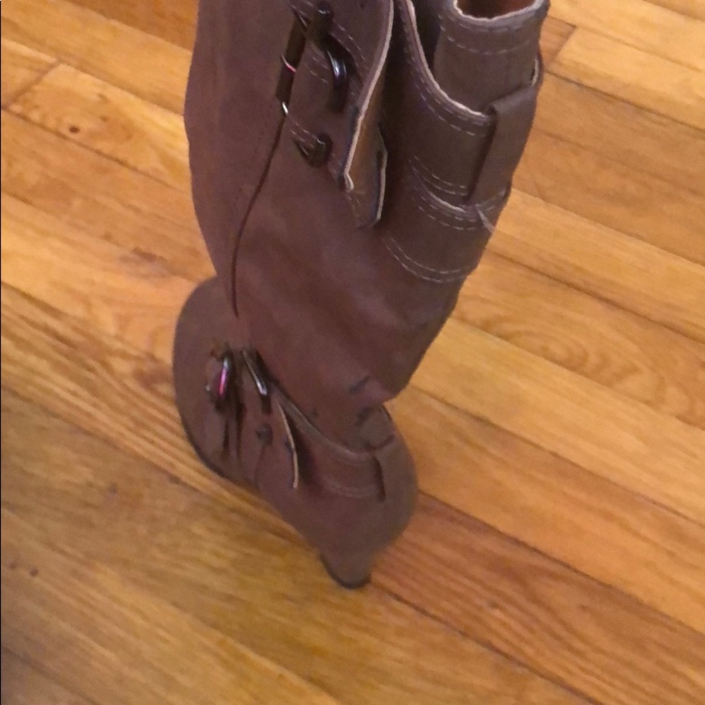 Anna Boots - image 6